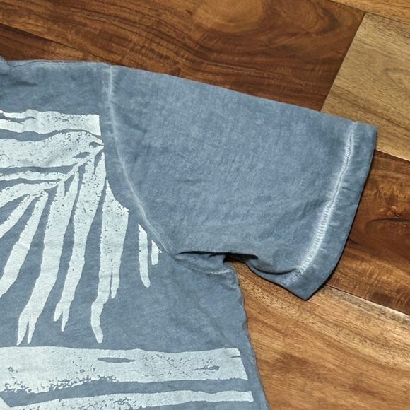 Men's Native Code Blue V-Neck Short Sleeve Shirt - MEDIUM - Picture 6 of 10